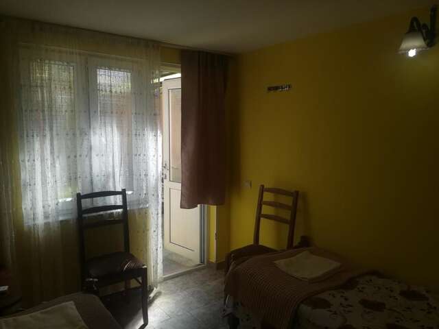 Гостевой дом Guest House On Asatiani Батуми-13